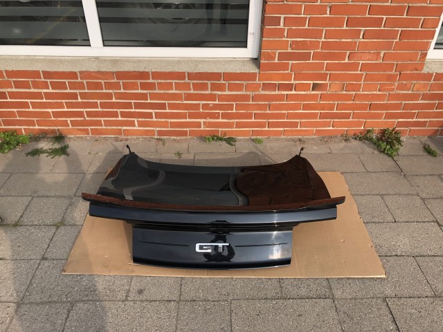 Trunk Lid with spoiler
